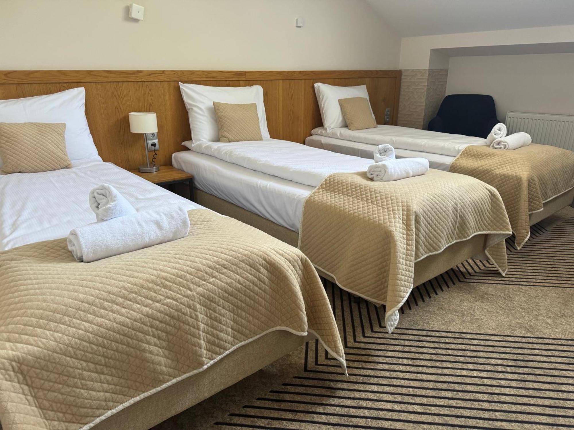 Iris Aparthotel Krakow Ngoại thất bức ảnh