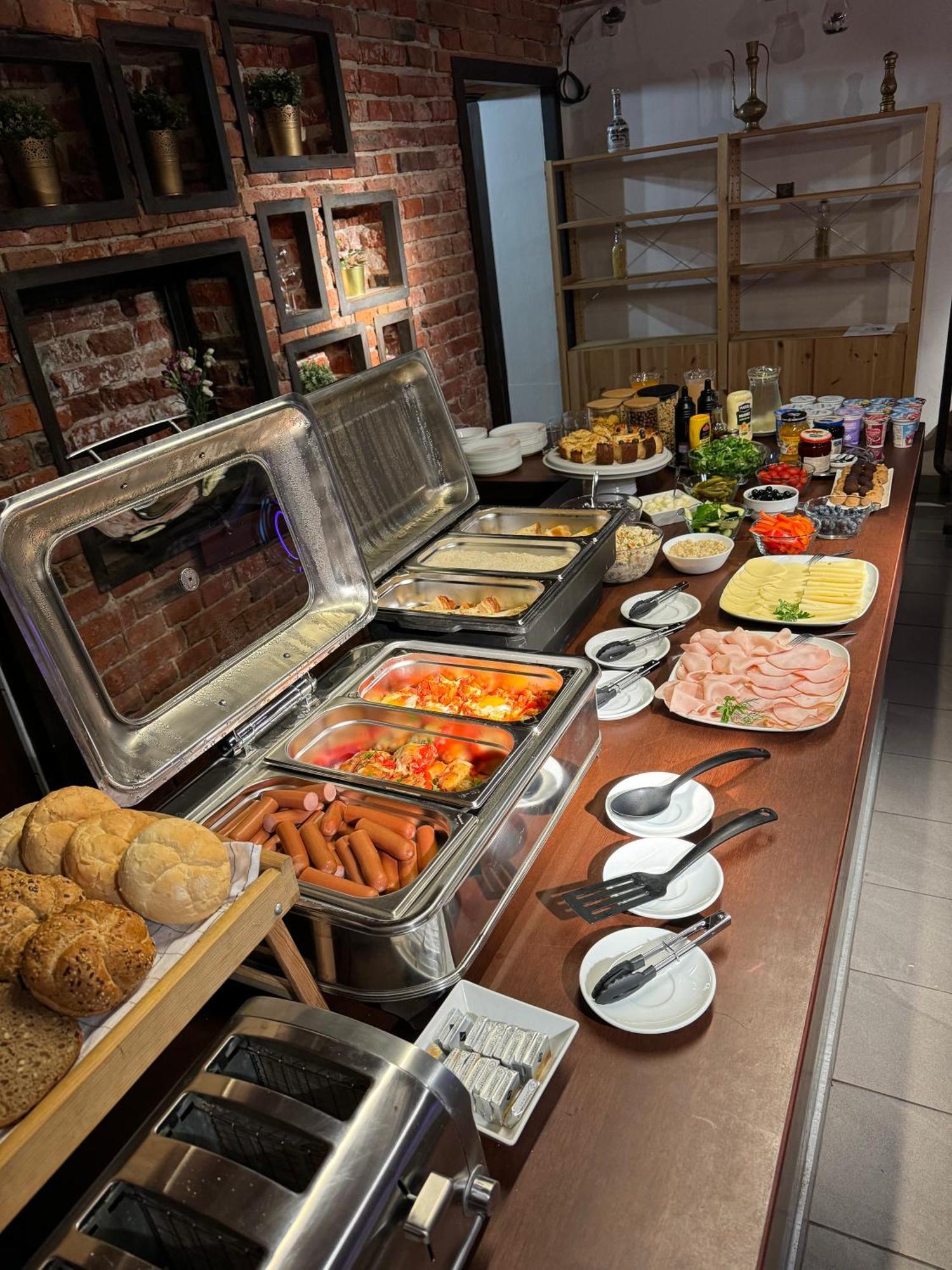 Iris Aparthotel Krakow Ngoại thất bức ảnh