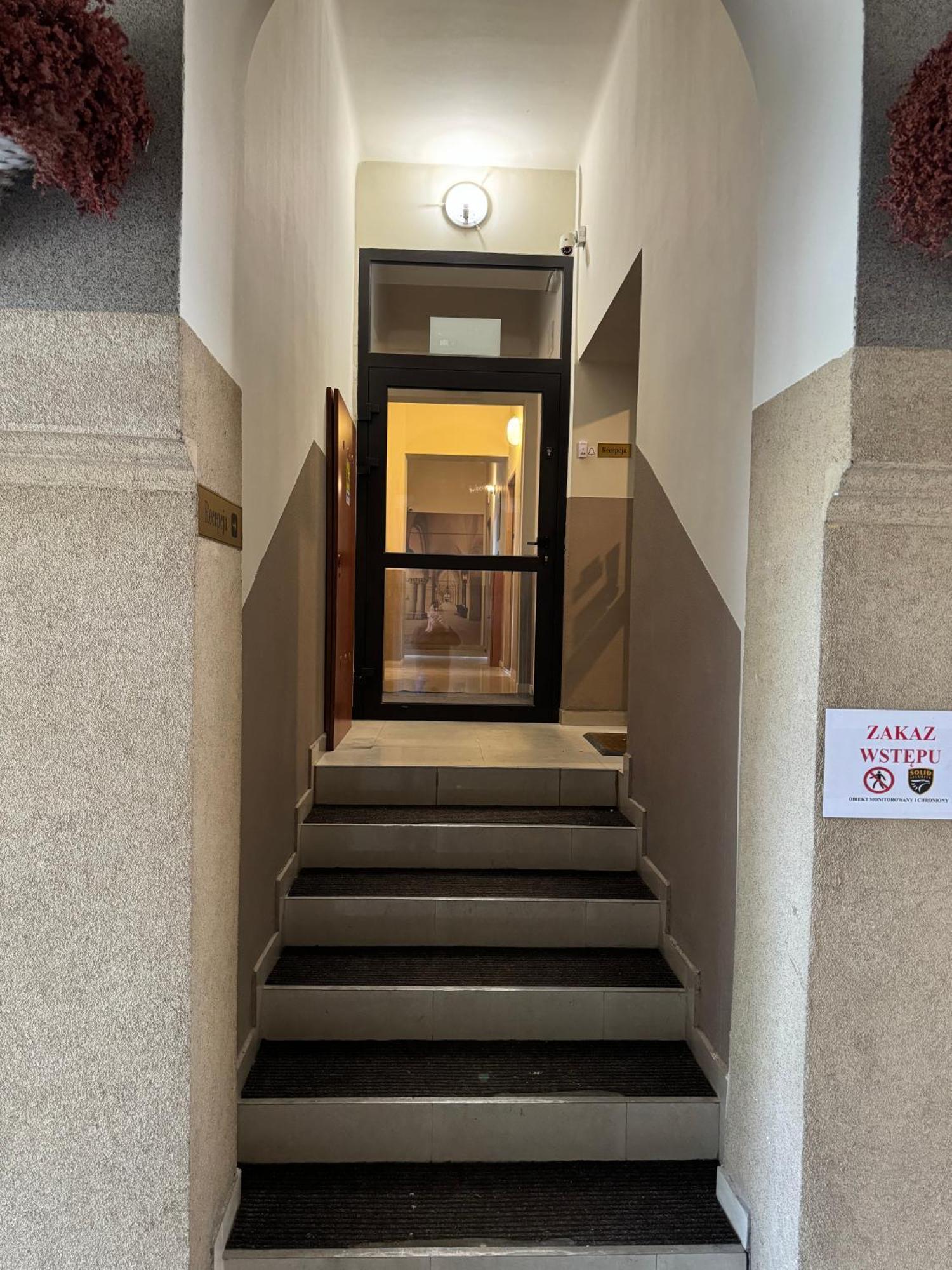 Iris Aparthotel Krakow Ngoại thất bức ảnh